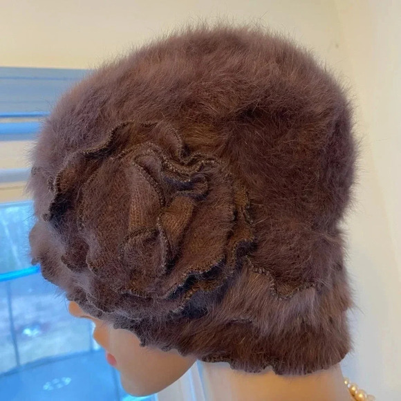 Dalia Angora Blend Soft Stretchy Fuzzy Fur Brown Womens Hat One Size Fits Most - Picture 6 of 8